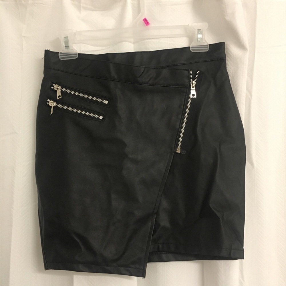 Leather skirt